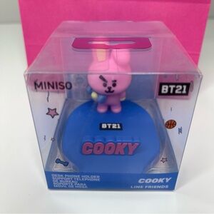 NEW BT21 Line Friends "Cooky" Desk Cell Phone Holder (Miniso) BTS